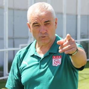 Rıza &Ccedil;alımbay: Hi&ccedil;bir rakipten korkmuyorum
