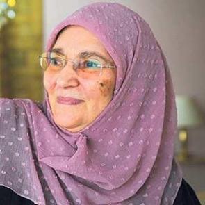 Şule Yüksel Şenler kimdir? Huzur Sokağı'nın yazarı Şule Yüksel Şenler biyografisi