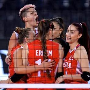 Filenin Sultanları yarı finalde!