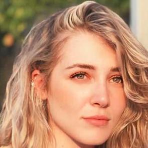 Deniz Işın kimdir ve ka&ccedil; yaşındadır ? Deniz Işın oynadığı diziler...