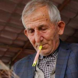 64 yıldır vazge&ccedil;medi! 'Bunlardan insan yaparım'