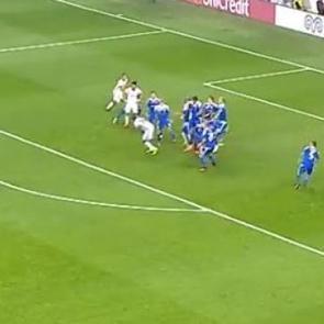 Şampiyonlar Ligi paylaştı! Quaresma'nın m&uuml;thiş frikiği