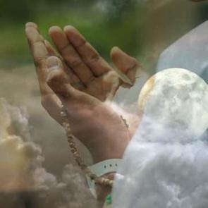 R&uuml;yada dua okumak nasıl yorumlanır? R&uuml;yada dua eden birini g&ouml;rmek iyiye mi işaret?