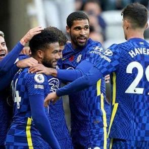 Chelsea 3 puanı Hakim Ziyech'le aldı!