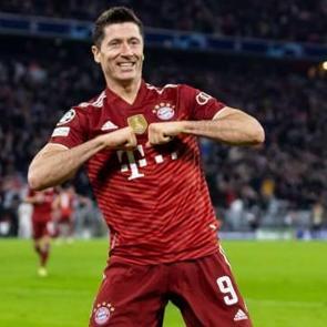 Lewandowski 3'ledi, Bayern 5 golle kazandı! 