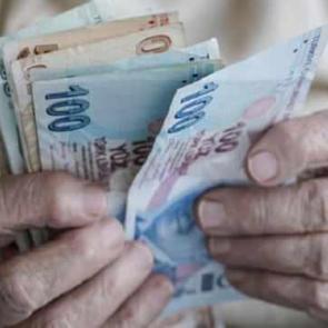 2022 Emekli promosyonlarına zam gelecek mi? Halkbank TEB Ziraat Garanti QNB promosyon &ouml;demeleri