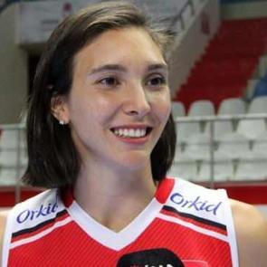 Naz Aydemir Akyol milli takıma veda etti