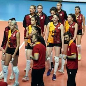 Galatasaray'da 3 kişinin daha Kovid-19 testi pozitif &ccedil;ıktı
