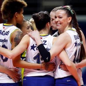 Fenerbah&ccedil;e, Eczacıbaşı'na set vermedi!