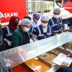 Başkan Şahin, Gazianteplilerle iftar sofrasında buluştu 