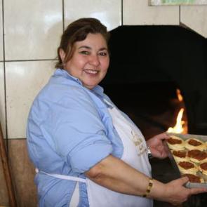 Hatay'ın tescilli lezzeti "Kaytaz böreği" iftar sofralarını şenlendiriyor