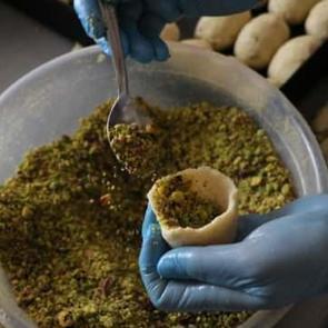 Ramazanın vazgeçilmez tatlısı kerebiçe yoğun ilgi