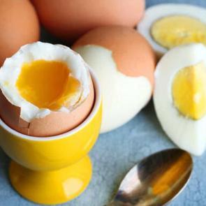 Her g&uuml;n sahurda 2 tane yumurta yemenin v&uuml;cuda olan etkileri nelerdir?