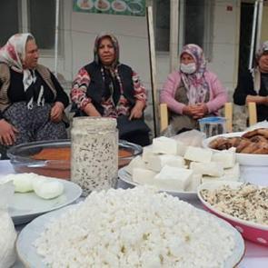 Emekli olup kurduğu kooperatif kadınlara ek gelir sundu