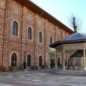 İstanbul&rsquo;da ilk ezan sesinin duyulduğu Arap Camisi&rsquo;nin hikayesi