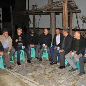 Konya’da teravih sonrası közde çay ikramı geleneği sürüyor   