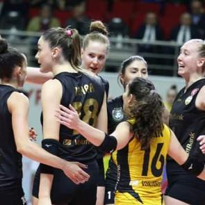 VakıfBank, THY karşısında avantajı aldı