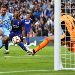 Gol d&uuml;ellosunda kazanan Manchester City! Benzema Real Madrid'e yetmedi