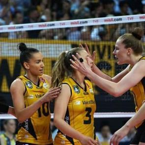 VakıfBank, Sultanlar Ligi'nde şampiyon!