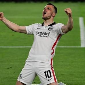 Avrupa Ligi'nde sezonun en iyi oyuncusu Filip Kostic oldu