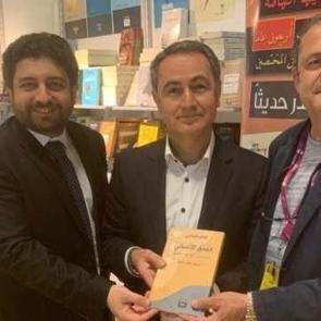 Yazar İlhami Fındıkçı, Abu Dabi Kitap Fuarı'nda okuyucuyla buluştu