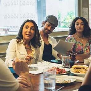 M&uuml;kemmel Eşleşme oyuncuları kimdir? M&uuml;kemmel Eşleşme hangi g&uuml;n? M&uuml;kemmel Eşleşme oyuncu kadrosu