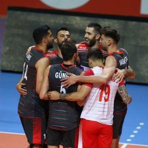 A Milli Erkek Voleybol Takımı, Estonya'yı 4-0 yendi