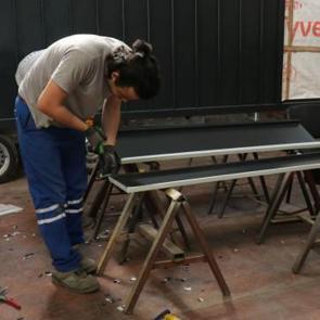 Karavan fiyatına taşınabilir ev! Kadın girişimci d&uuml;nyaya satıyor