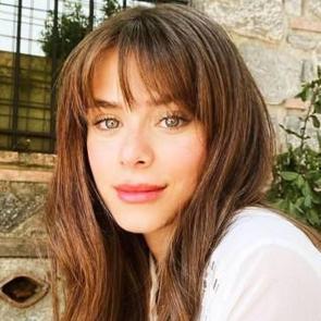 İlayda Alişan kimdir ve ka&ccedil; yaşındadır? İlayda Alişan aslen nereli? İlayda Alişan dizileri