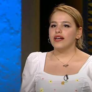 Masterchef Fatma Nur kimdir ve ka&ccedil; yaşındadır? Masterchef Fatma Nur elendi mi? Hastalığı nedir?