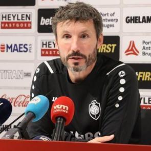 Mark van Bommel'den Mesut &Ouml;zil sorusuna yanıt!