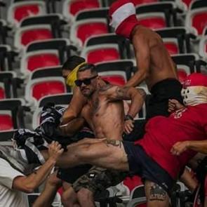 Nice-K&ouml;ln ma&ccedil;ında vahşet! 18 kişi yaralandı