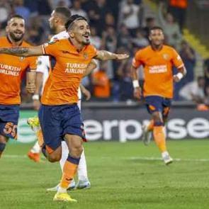 Başakşehir, Fiorentina'yı devirip 2'de 2 yaptı!