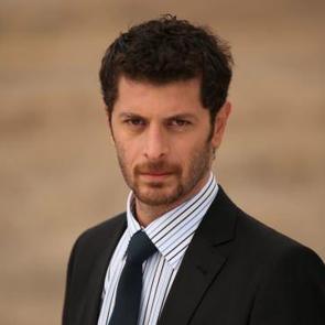 Kasaba Doktoru 'Cenk' Uğur Karabulut kimdir? Uğur Karabulut oynadığı diziler