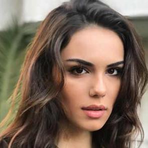 &Ouml;zg&uuml; Kaya kimdir ve ka&ccedil; yaşındadır? &Uuml;&ccedil; Kız Kardeş 'T&uuml;rkan' &Ouml;zg&uuml; Kaya oynadığı diziler