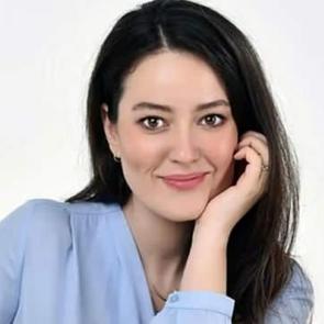 Ben Bu Cihana Sığmazam 'Firuze' Pelin Akil kimdir?  Pelin Akil ka&ccedil; yaşında? Pelin Akil dizileri