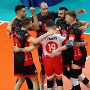 Erkekler Spor Toto Şampiyonlar Kupası Ziraat Bankası'nın!