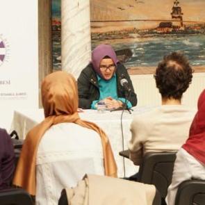 Zeynep Karaca'nın ilk şiir kitabı yayınlandı: Gövdesi Hakkında Konuşan Kelebek