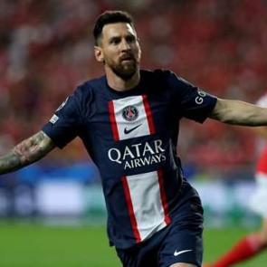 Messi'den Şampiyonlar Ligi'nde yeni rekor! 40 farklı takıma gol attı
