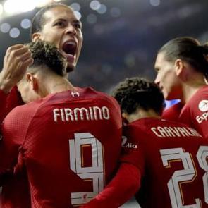 Liverpool'dan g&ouml;vde g&ouml;sterisi! 7 gol birden attılar