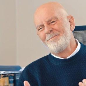 Mustafa Kutlu: Okuduklarımı biriktirmeden bağışladım