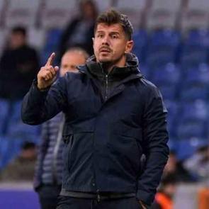 Emre Bel&ouml;zoğlu: Gruptan lider &ccedil;ıkmak istiyoruz