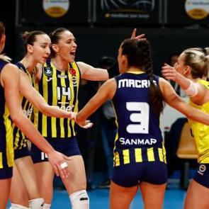 Derbide kazanan Fenerbah&ccedil;e Opet!