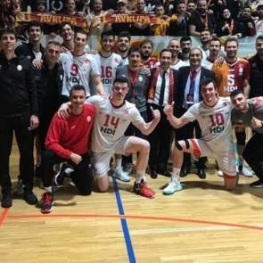 Galatasaray HDI Sigorta, son 16 turuna y&uuml;kseldi