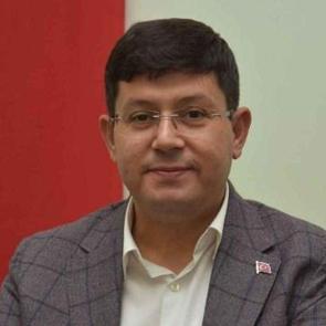 K&uuml;rşat Engin &Ouml;zcan kimdir ve nerelidir? K&uuml;rşat Engin &Ouml;zcan hangi partiden? Asıl mesleği nedir?