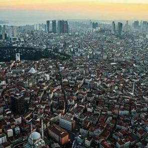 Uzman isim ilçe ilçe inceledi! İstanbul'un bina yaşı haritası