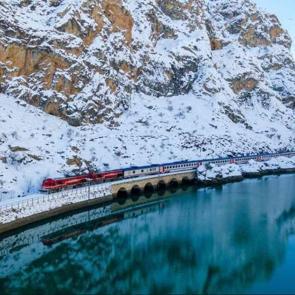 Turistik Doğu Ekspresi yeni sezon seferlerine başladı
