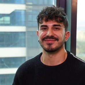 Survivor Halil kimdir ve ka&ccedil; yaşındadır? Asıl mesleği ne? Halil İbrahim G&ouml;ker filmleri