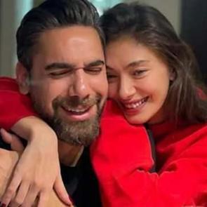 Kadir Doğulu ve Neslihan Atag&uuml;l'&uuml;n k&uuml;sl&uuml;k hikayesi meğer &ccedil;alıntmış! "Vurup kapıyı &ccedil;ıktım" demişti