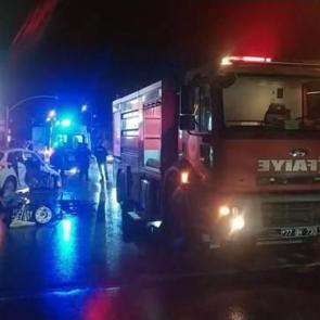 Yalova’da iki otomobil çarpıştı: 1’i ağır 4 yaralı